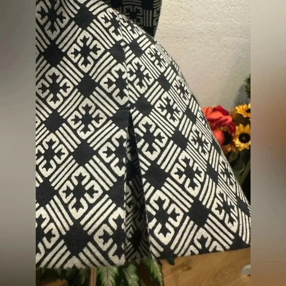 Tory Burch "CALLIE" CROPPED JACQUARD ANKLE PANTS IN  IVORY/BLACK size 8 - Picture 11 of 15